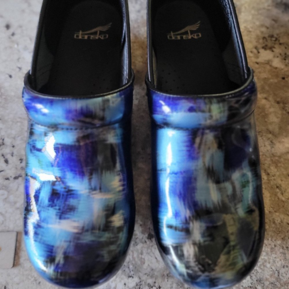 Dansko blue silver black swirl shoes BRAND NEW NEVER WORN size 39 - US 8.5-9